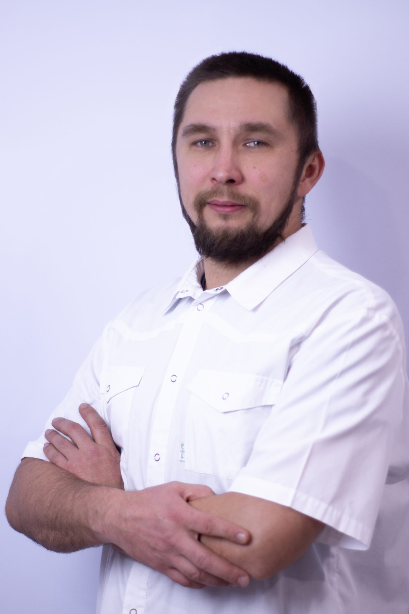 Имплантация зубов https://pearlkzn.ru/wp-content/uploads/2022/06/4-3-scaled.jpg